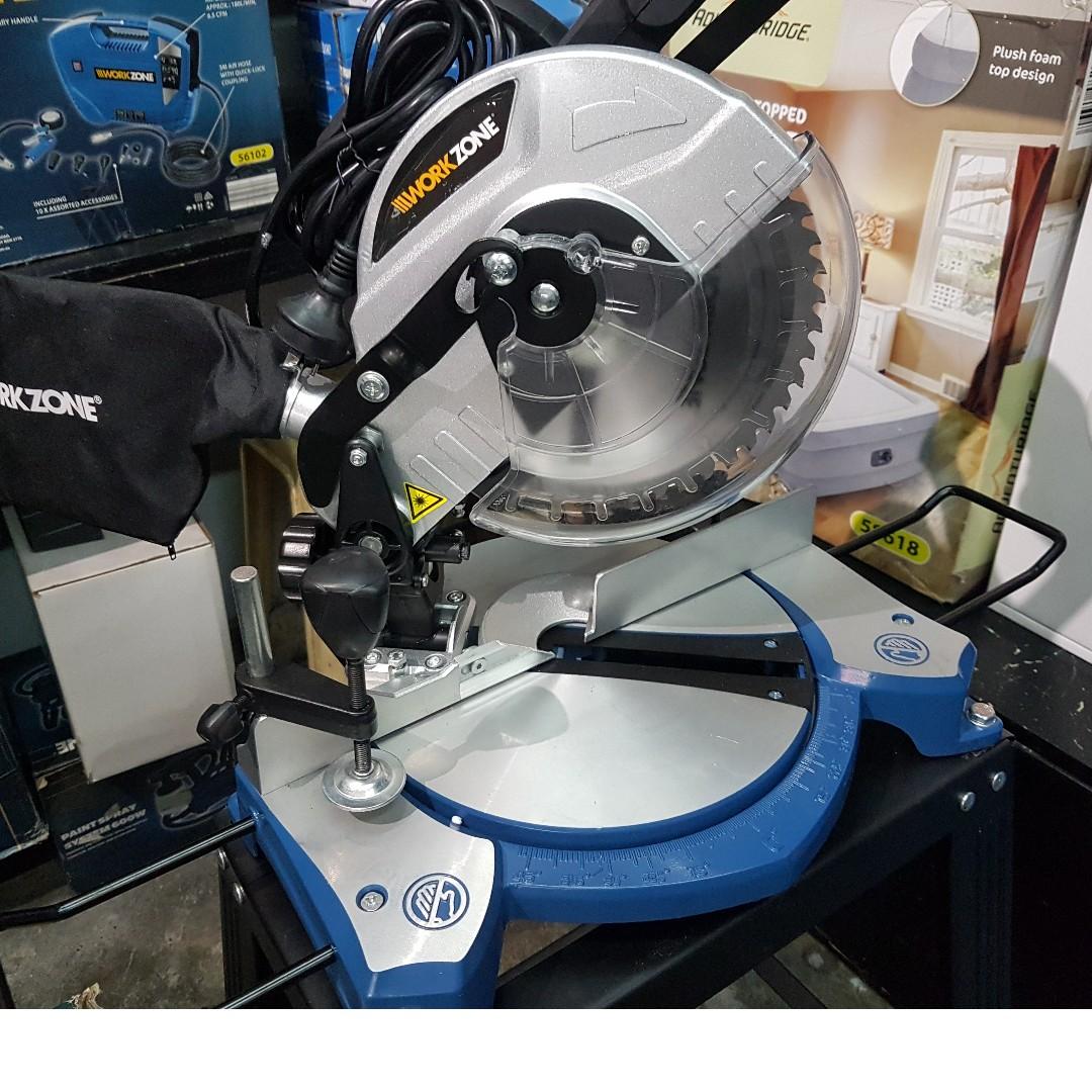 Workzone 1500w store circular saw