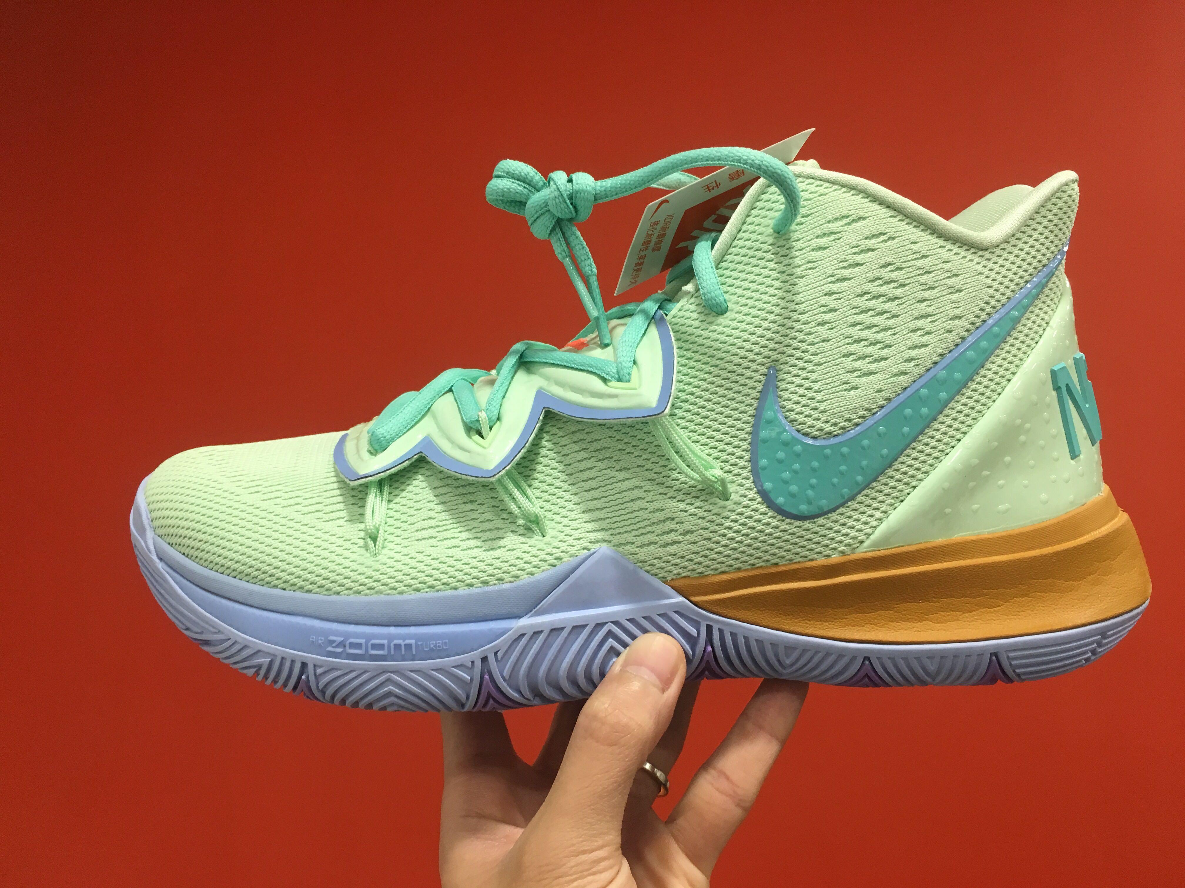 squidward kyrie 5