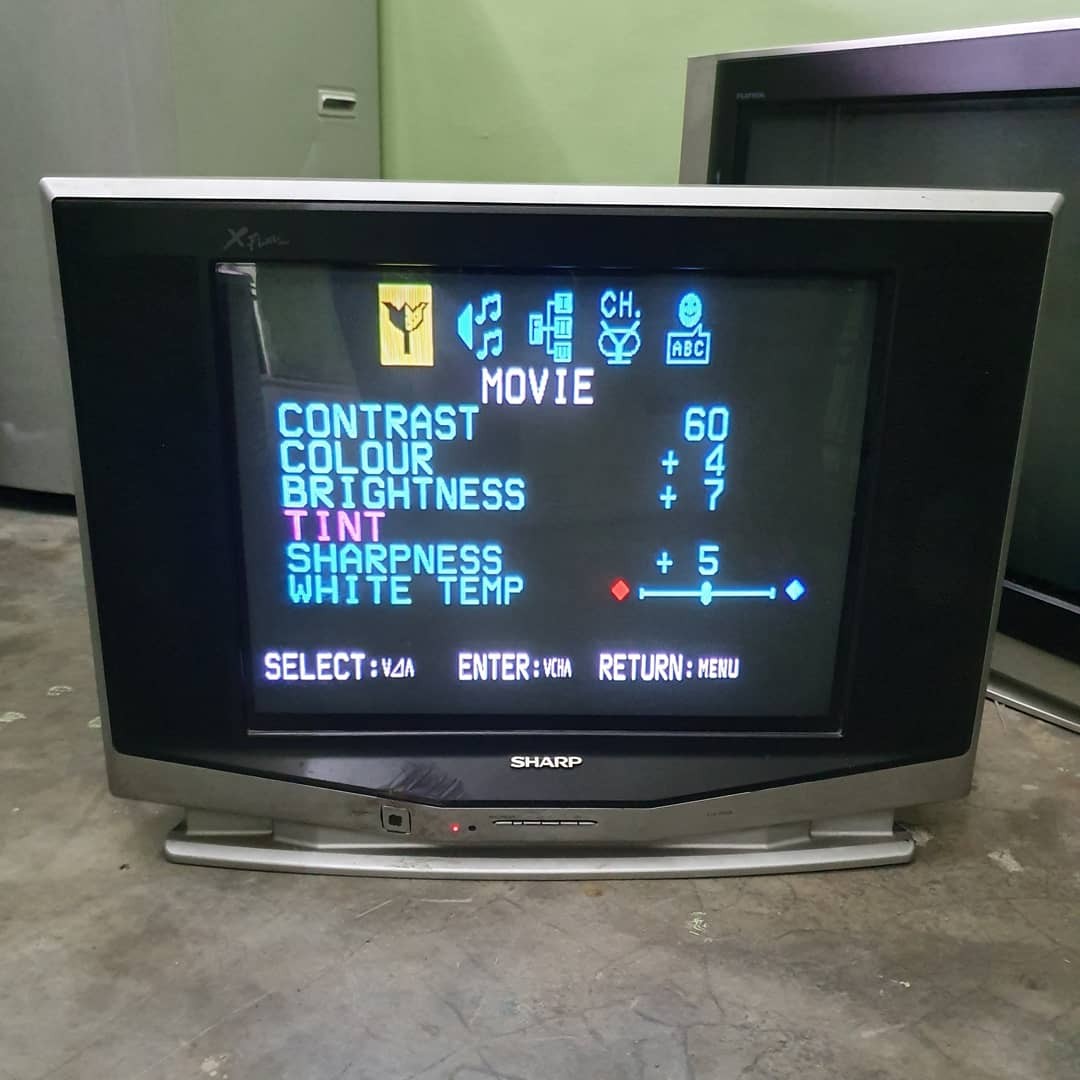 Sharp TV / 21 Inch, TV & Home Appliances, TV & Entertainment, TV on