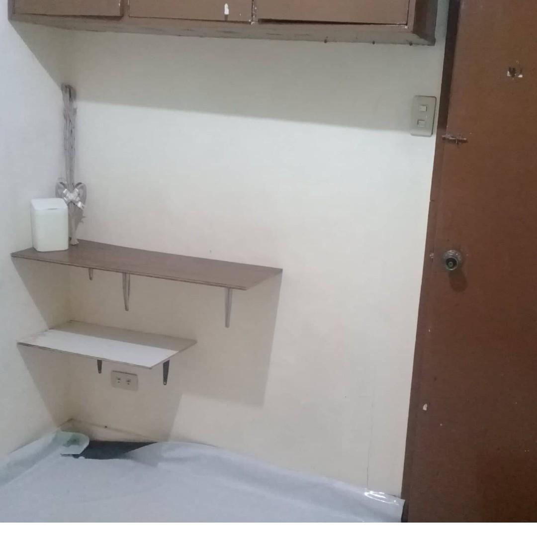 Small Room For Rent With Shared Cr Property Rentals Room Rentals On Carousell
