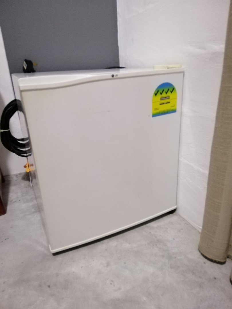 Used Mini Fridge, TV & Home Appliances, Kitchen Appliances