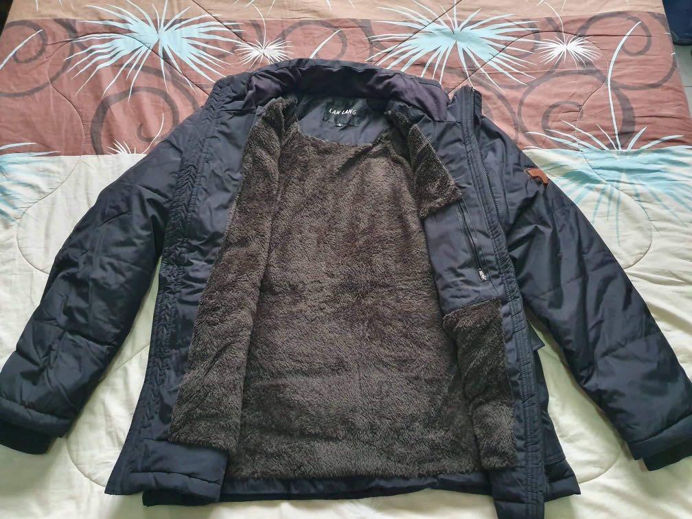 Winter padded jacket with hood (Category: Coats, Jackets and Outerwear) located in Quezon City. Submitted by itsjared (Listing ID 245313420, Image 3). Description: - XL size on tag but fits L - Worn once only on a trip - Bnew condition.