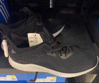 Adidas Alphabounce US 12