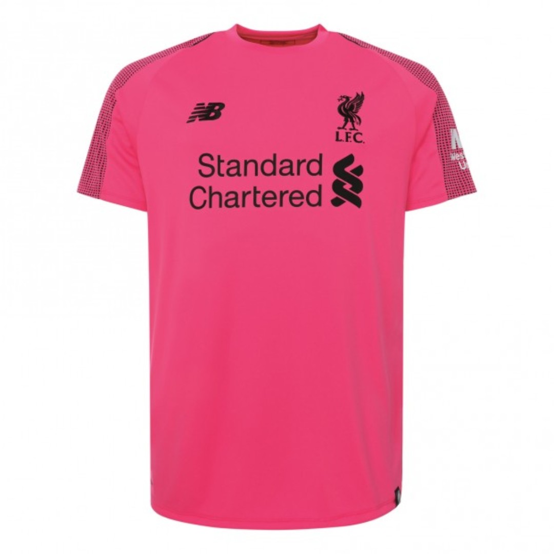 Pink sales liverpool jersey
