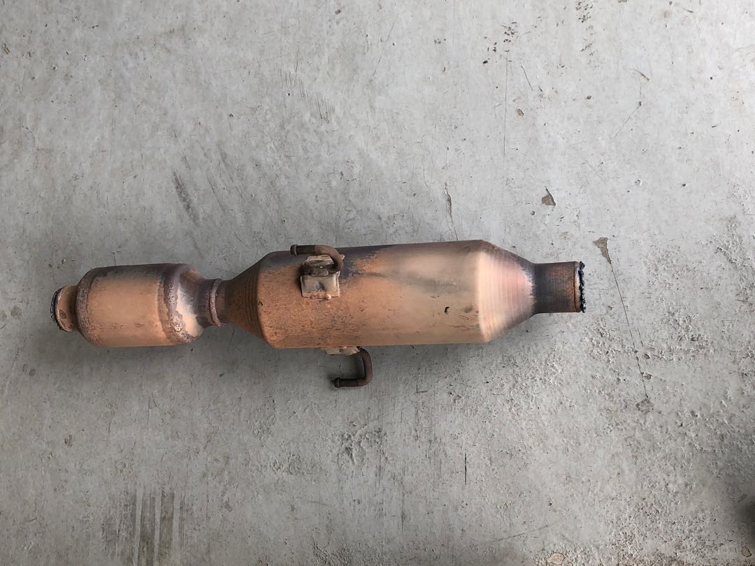 Catalytic converter and resonator, Auto Accessories on Carousell