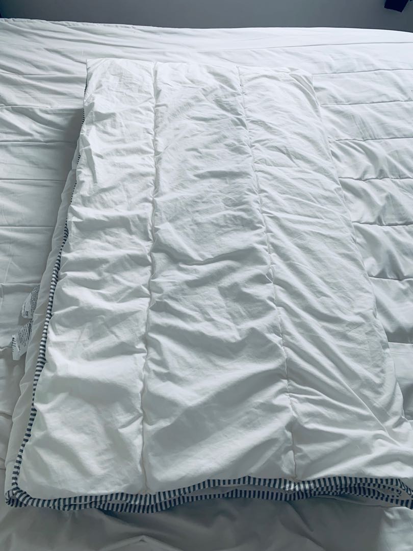 Cooler quilt, Furniture & Home Living, Bedding & Towels on Carousell