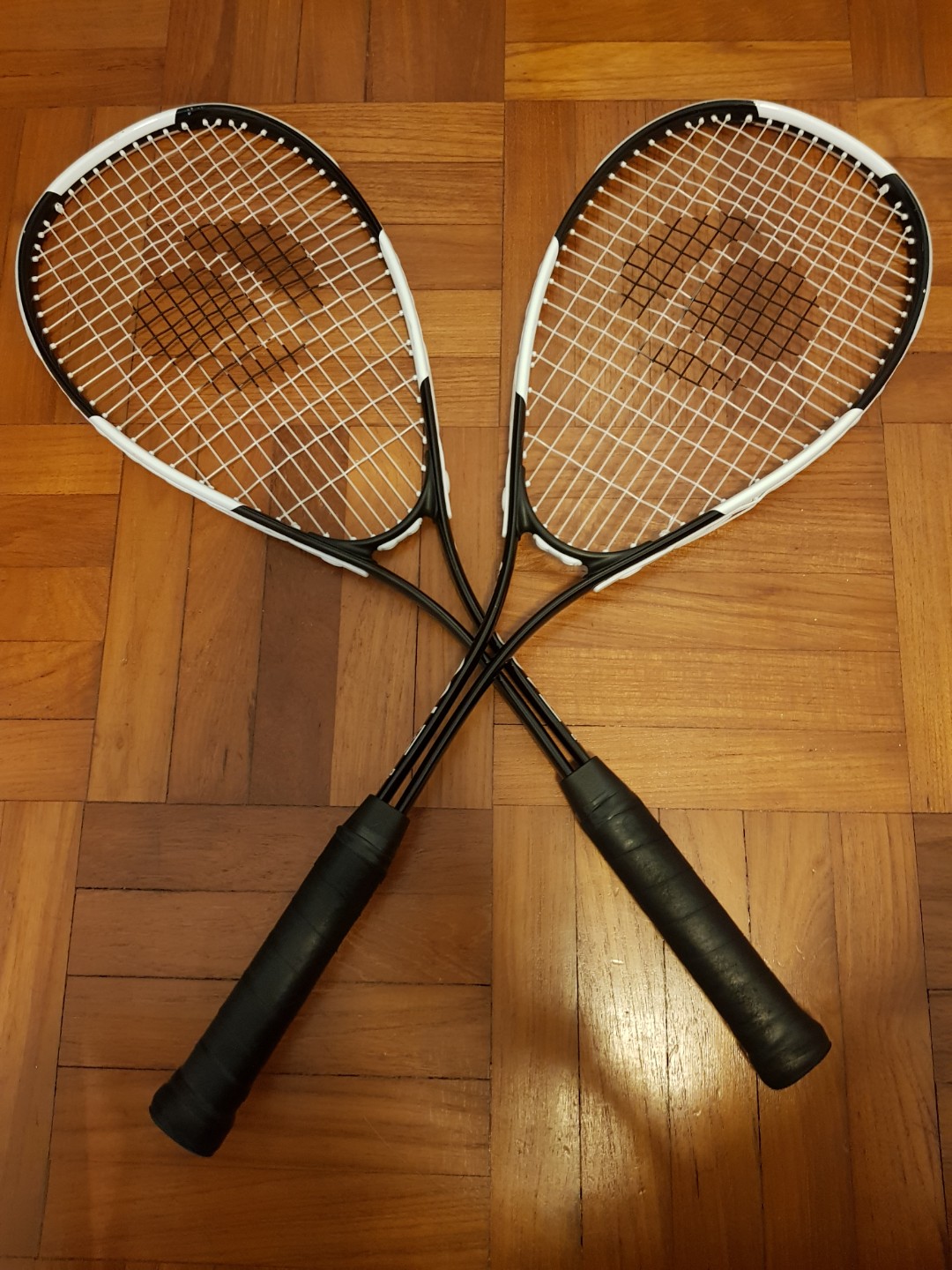 artengo squash racket