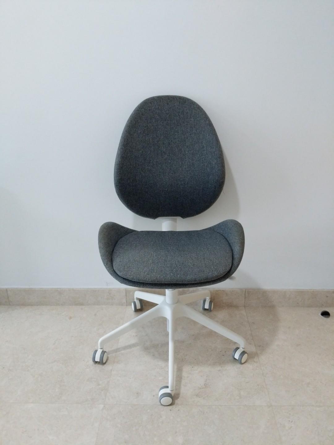 elegant office chair in great condition hattefjällikea