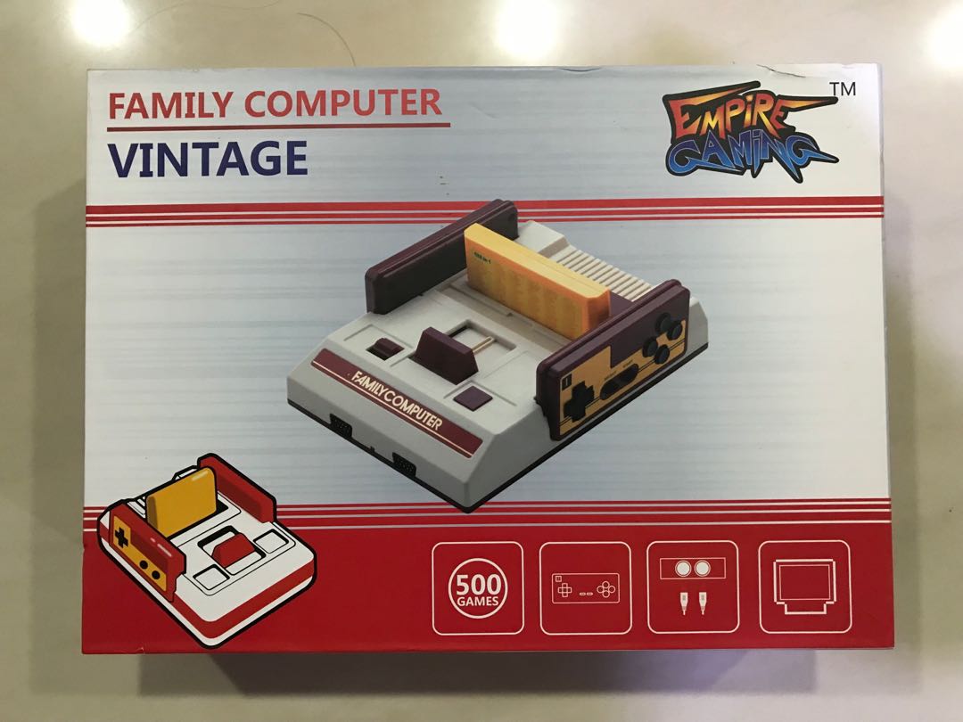 Family online computer vintage