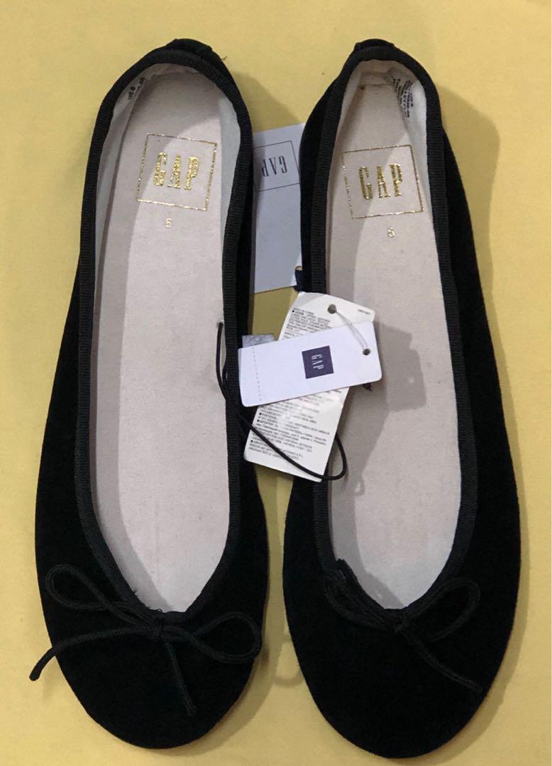 gap cinch ballet flats