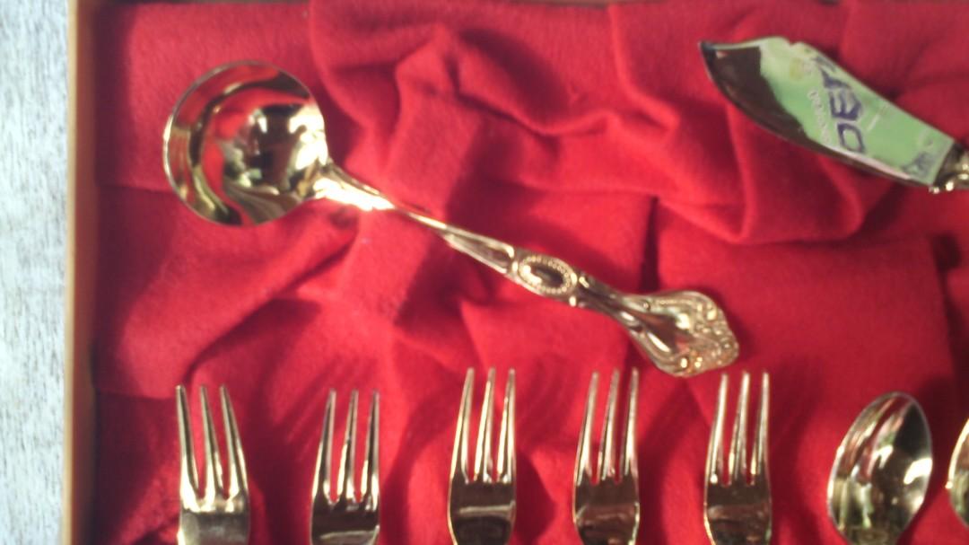 Gold Kitchen Ware Set (Category: Other Kitchen Appliances) located in Naga. Submitted by jacklancastera (Listing ID 238517902, Image 2). Description: The set is in its original case compose of 4 fork, 4 spoon, 1 soup spoon and 1 knife. Stainless steel plated with a 24 karat gold from Japan. ***Free Delivery.