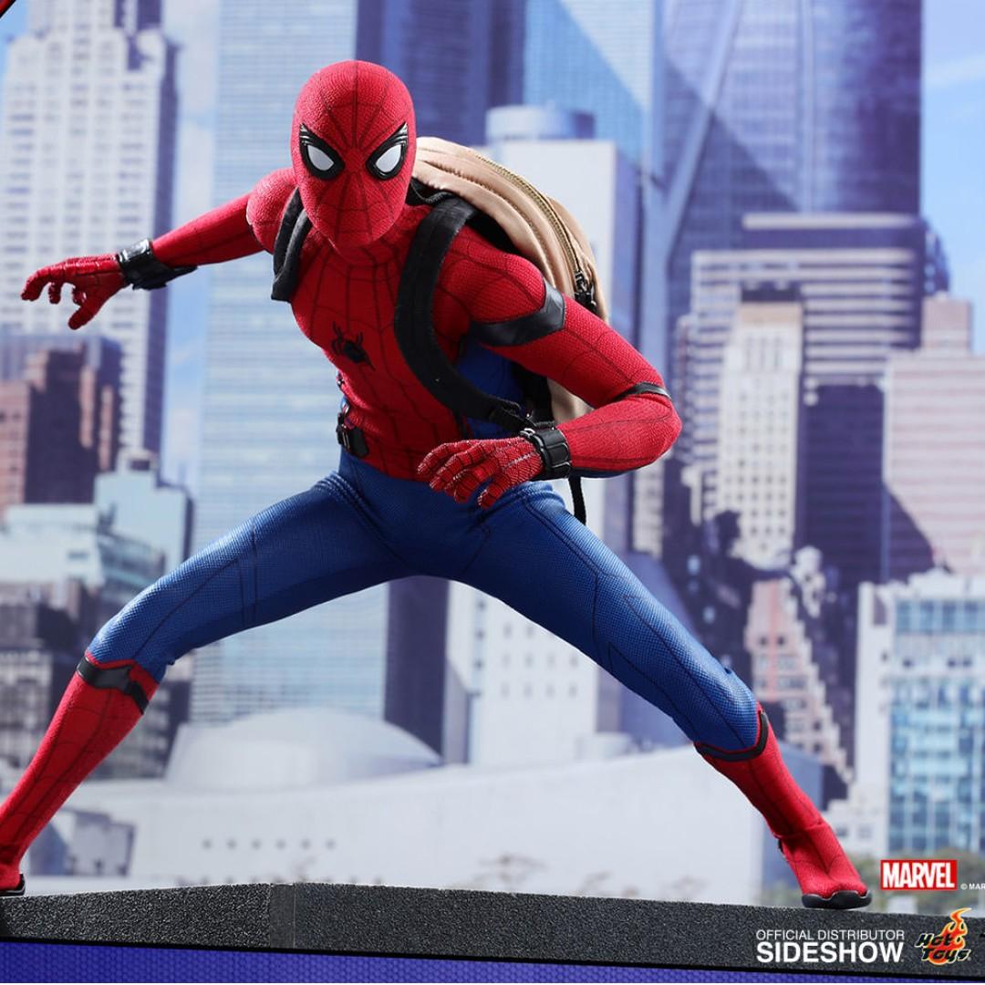 Hot Toys Spiderman Homecoming Tech suit