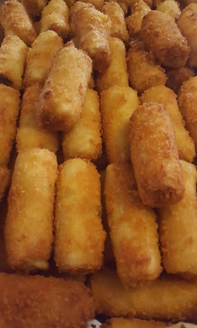 Mini risoles (Category: Packaged & Instant Food) located in Singapore. Submitted by qisys (Listing ID 245611933, Image 3). Description: Mini risoles beef / chicken $1.20 each min 30pcs.