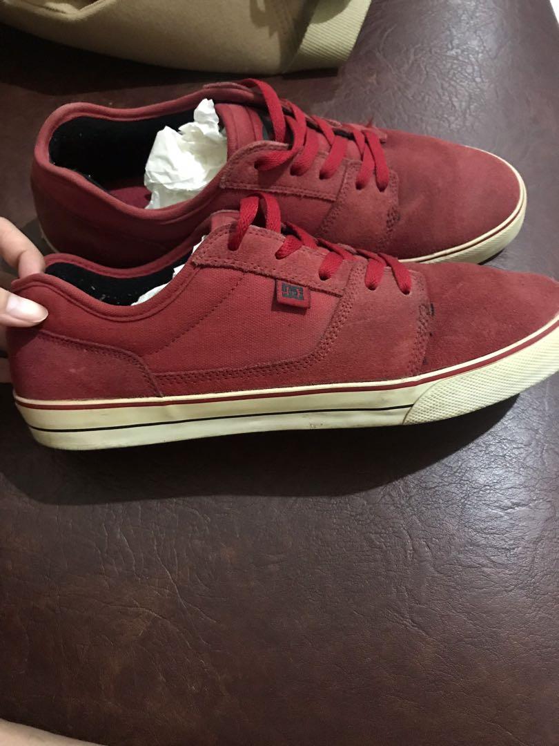 Sepatu Dc Original Fesyen Pria Sepatu Sneakers Di Carousell