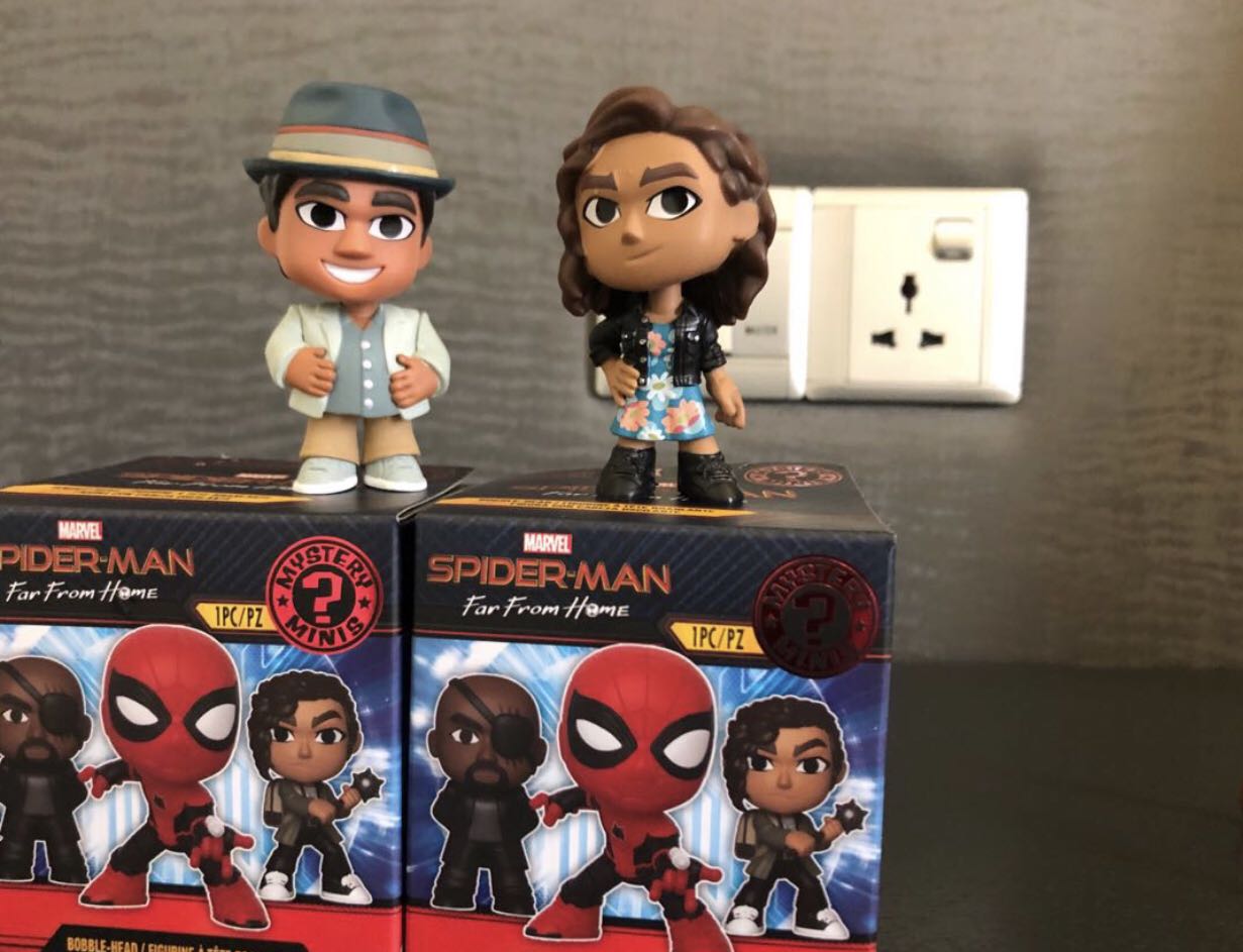Mystery minis spider man far from deals home
