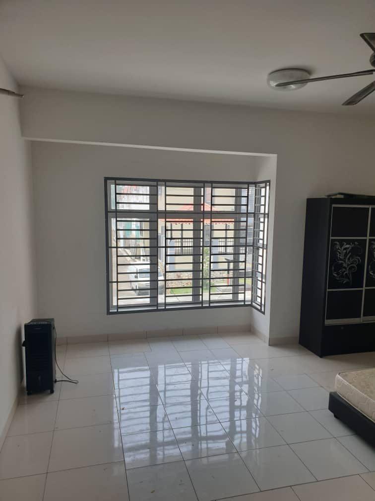 Taman Rinting Masai 4 Bed 4 Bath Johor Bahru Below