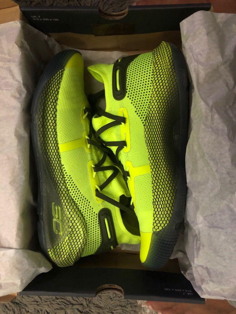 Curry 6 coy fish deals