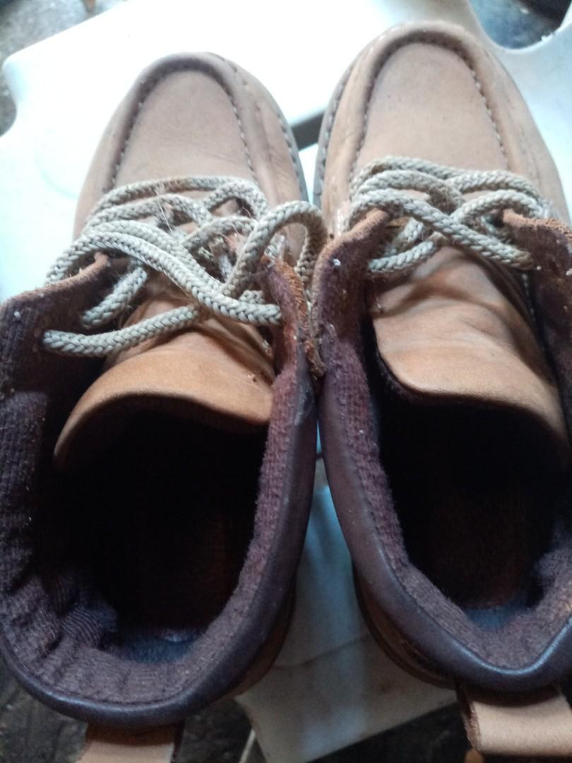 kids size 5 shoes