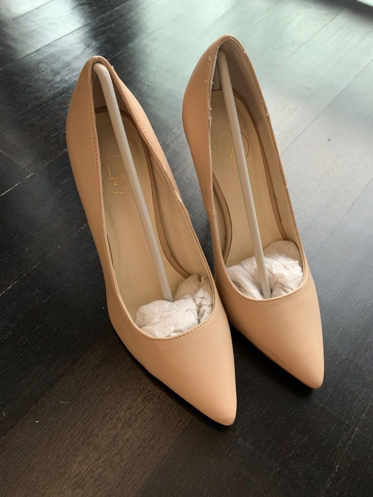 Zalora pointed pumps in nude shade 