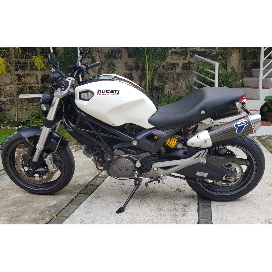 Ducati monster 696 price hot sale