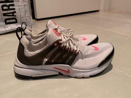 Nike Presto