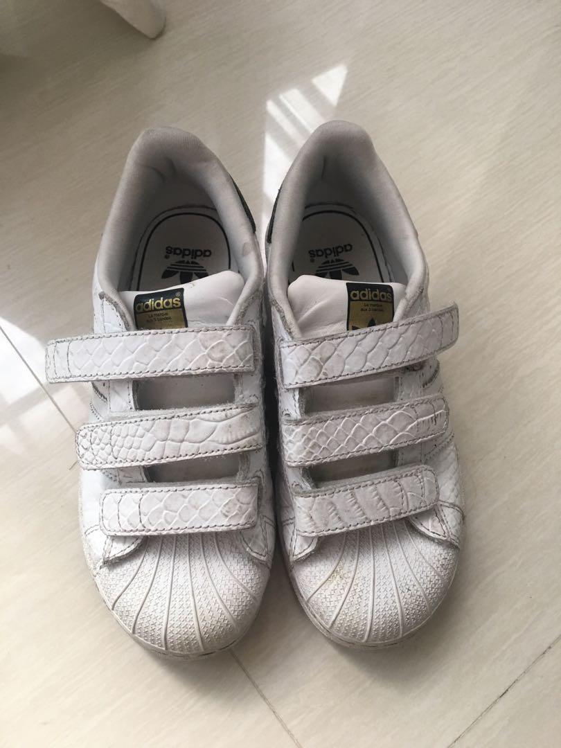 rubber shoes for girls adidas