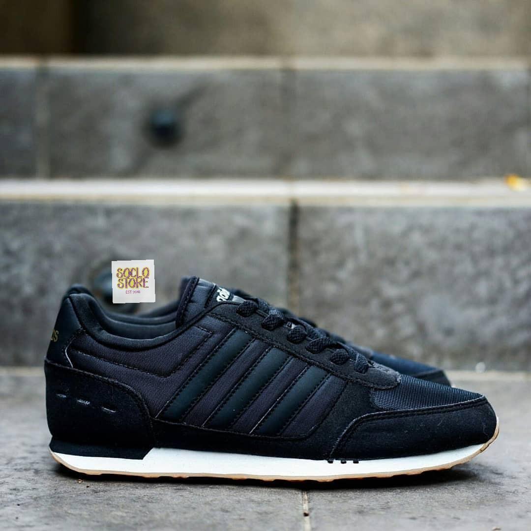 Adidas neo city racer black top