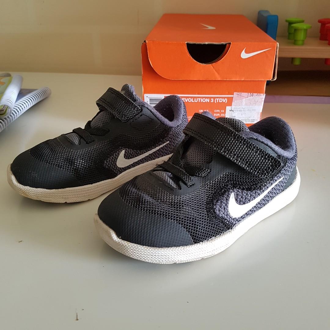 kasut nike baby