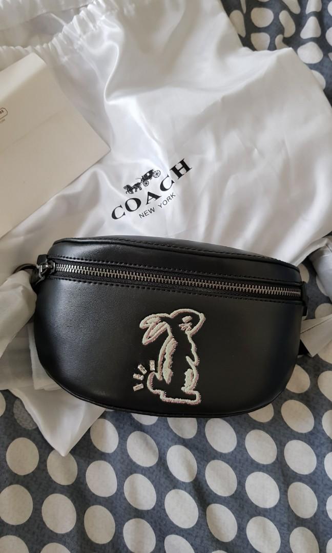 Coach fanny pack selena top gomez