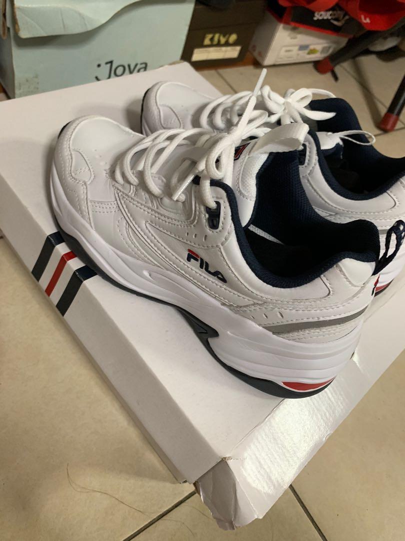 female fila shoes