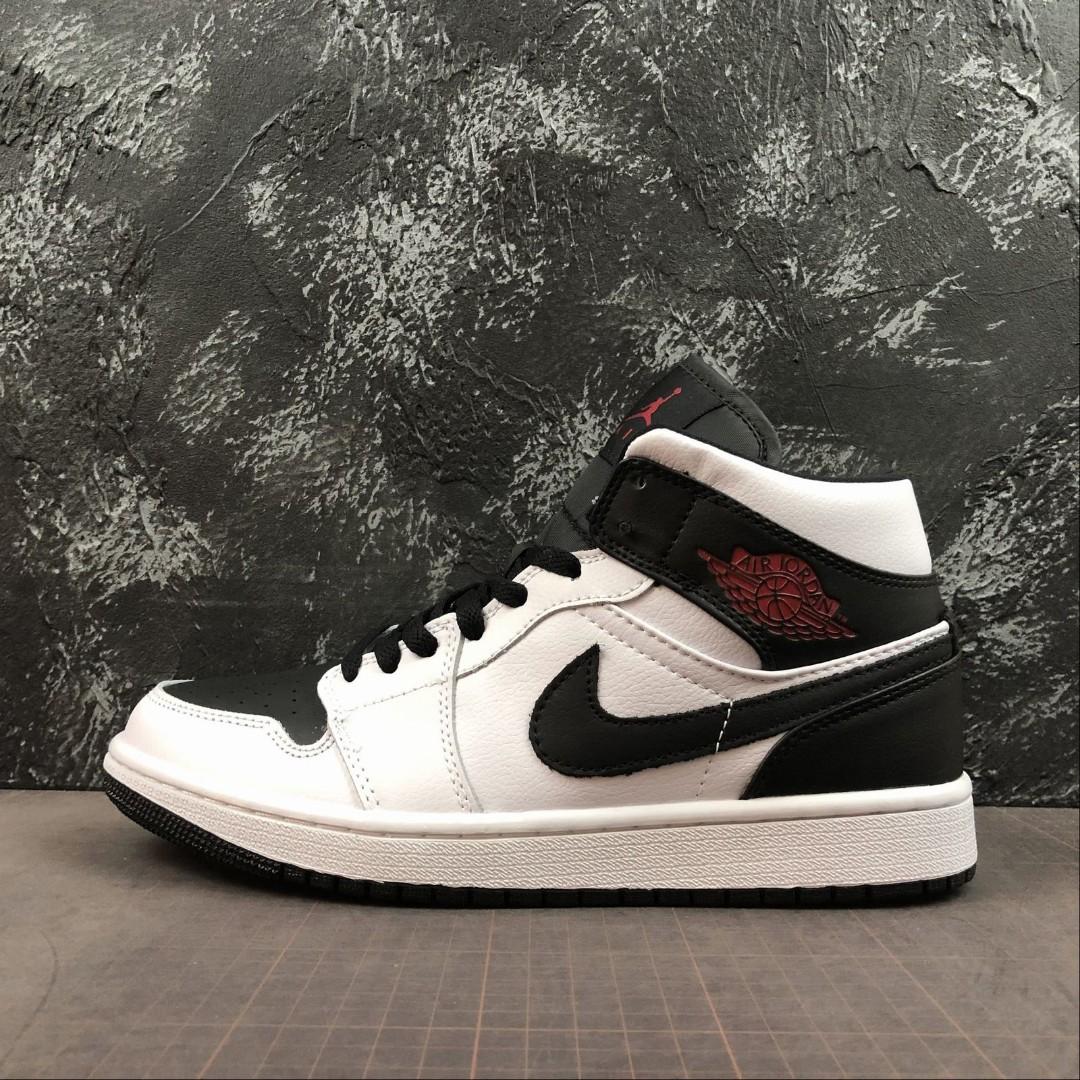 air jordan 1 mid reverse black toe