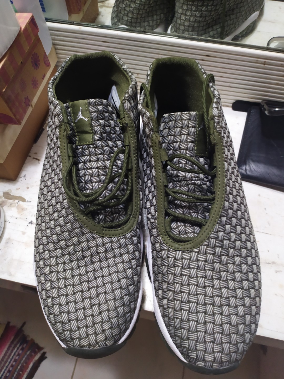 air jordan future olive green