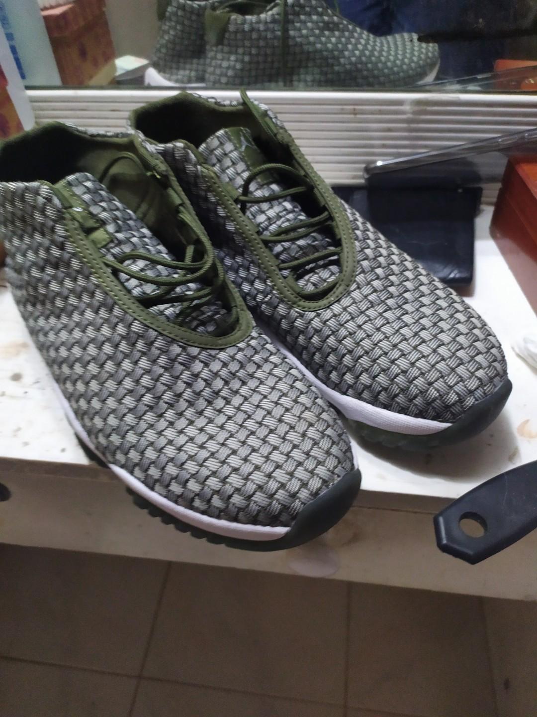 air jordan future olive green