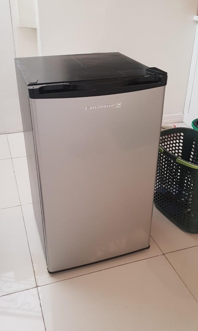 refigerator 4 cubic feet, TV & Home Appliances, Kitchen Appliances,  Refrigerators and Freezers on Carousell