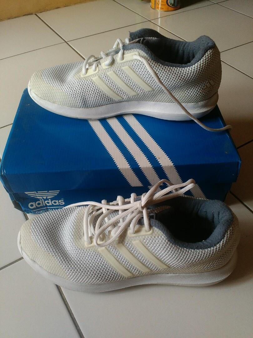 Sepatu Running Adidas Ultraboost Original Men S Fashion Men S Footwear Sneakers On Carousell