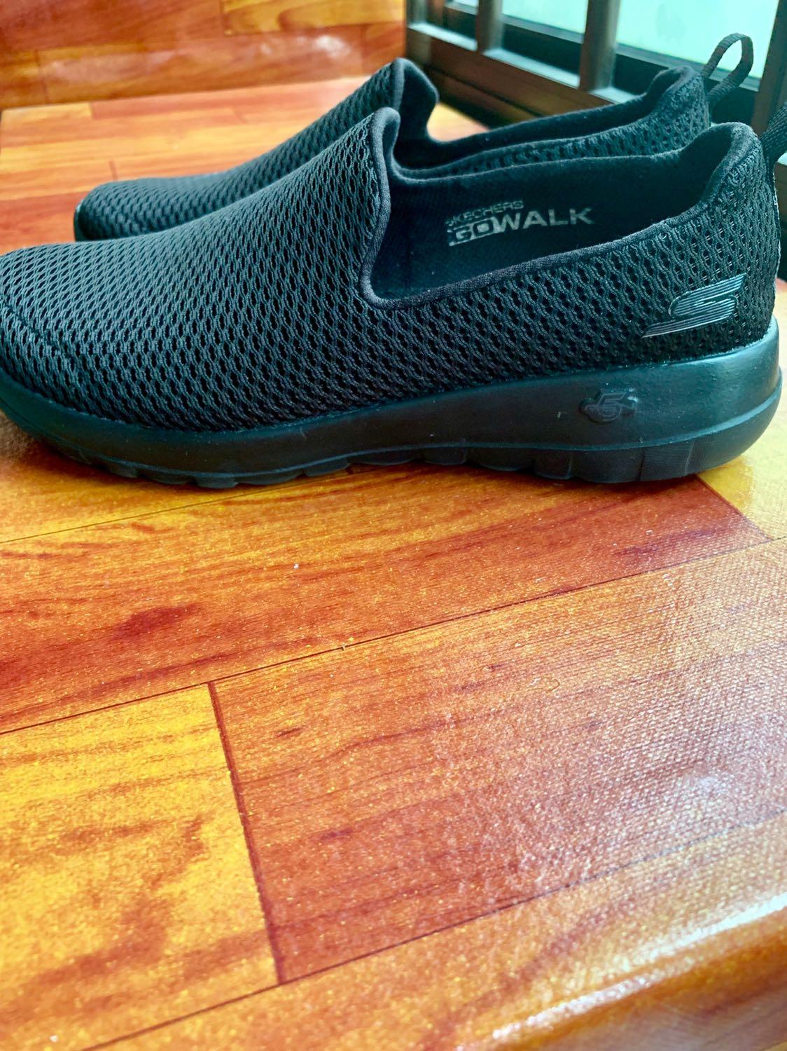 Skechers goga top max sale