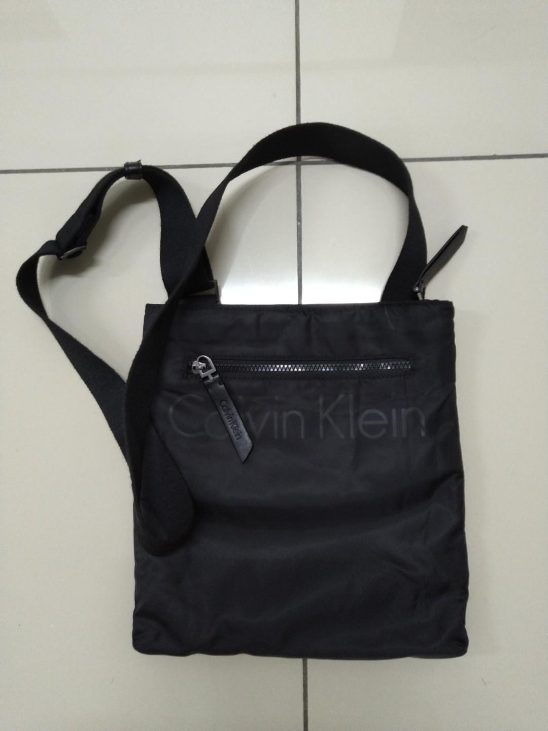 sling bag calvin Klein original