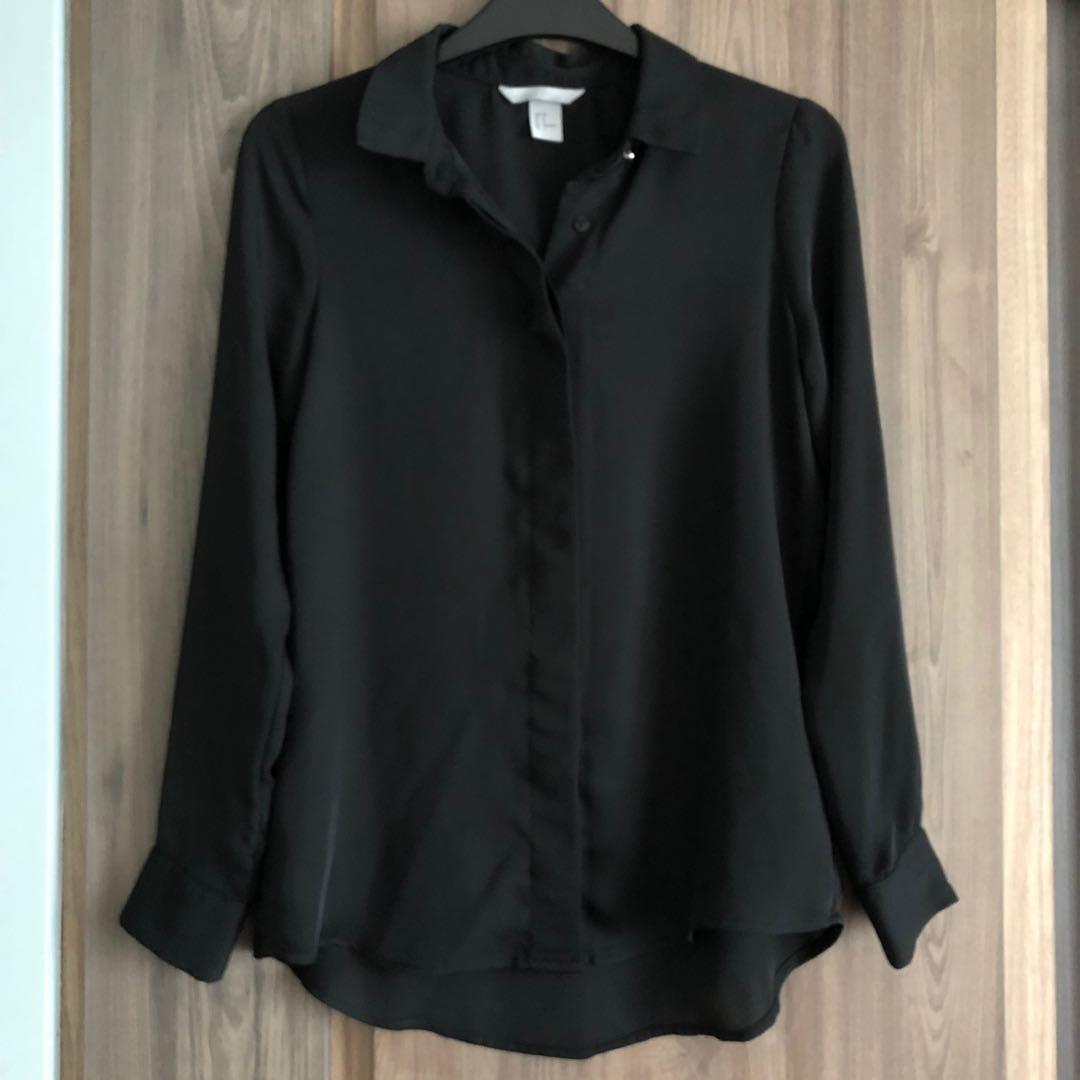 Sz 32 H M black polyester button down long sleeve blouse shirt