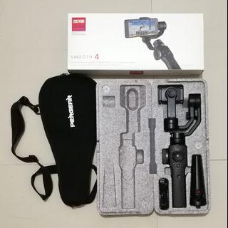 Zhiyun Smooth 4 - Brand new condition, flawless, complete with box and free Perigear Neoprene Carry Bag