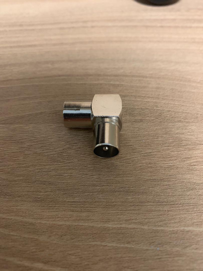 90 degrees elbow TV antenna adapter, Everything Else on Carousell