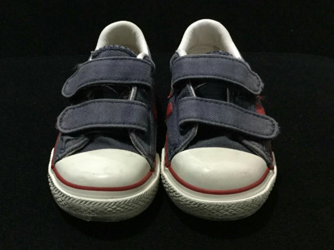 Converse toddler shop velcro gray