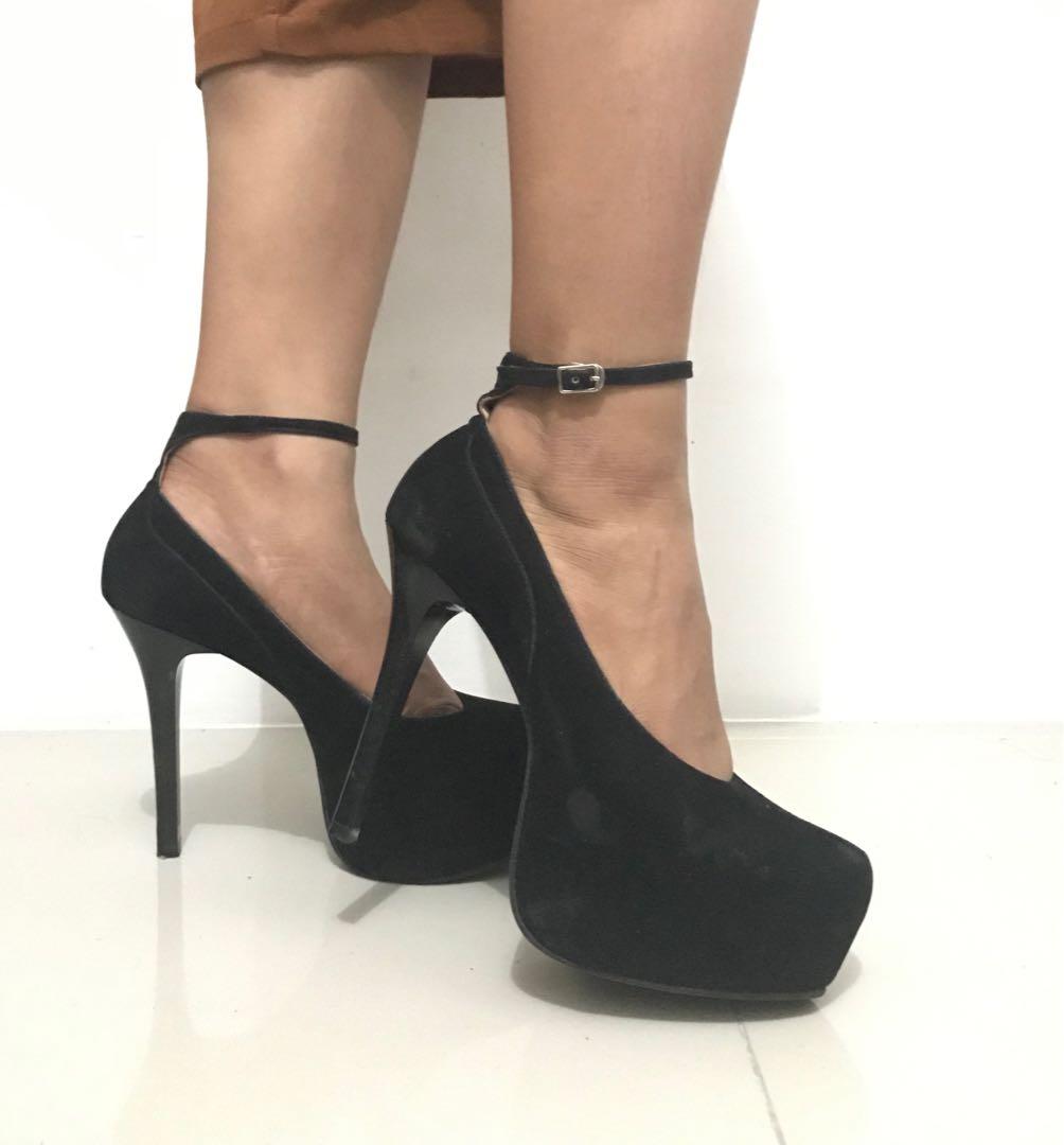 used platform shoes