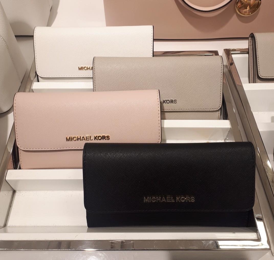 michael kors trifold leather wallet