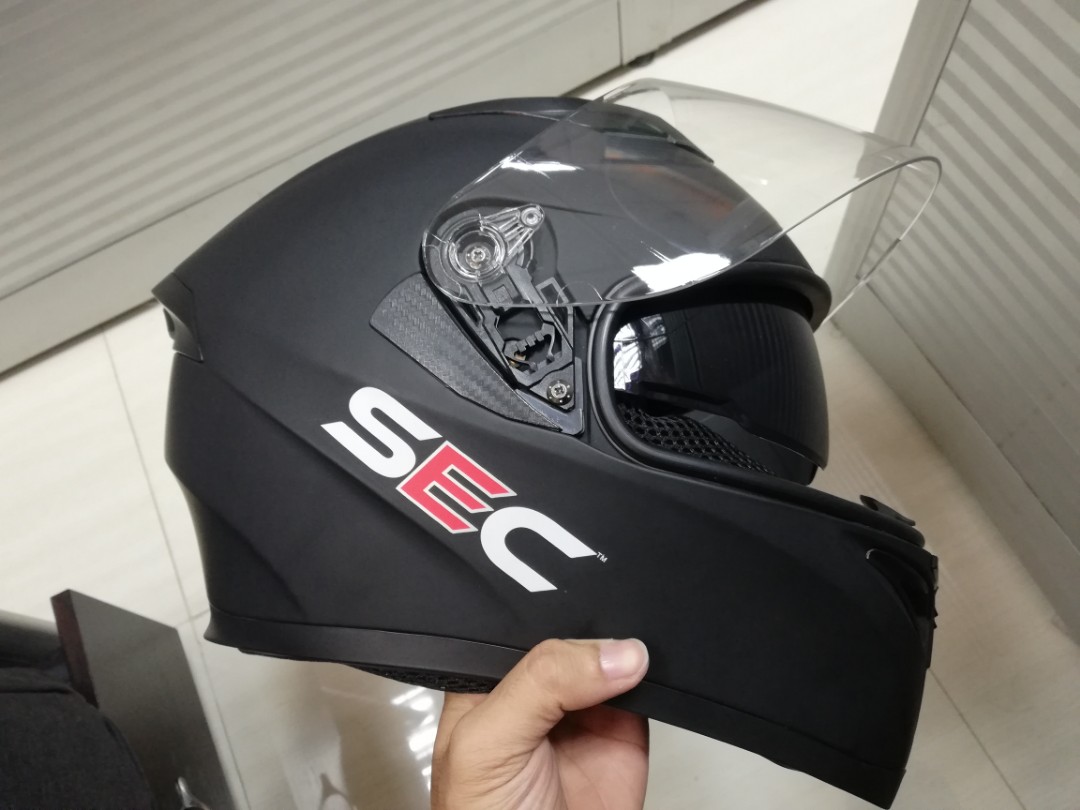 Sec helmet black on sale