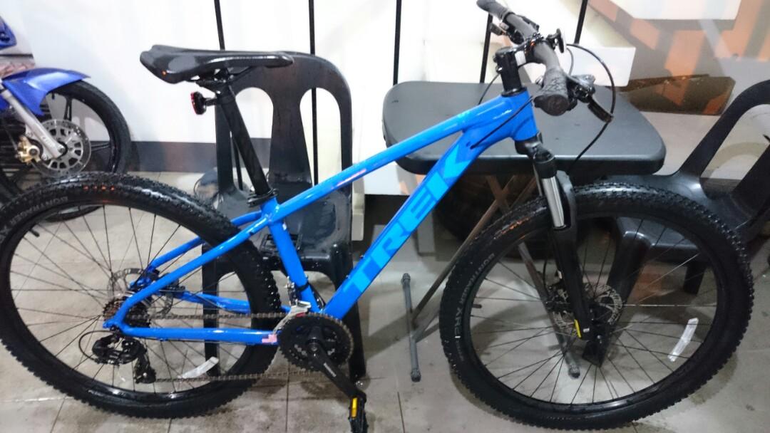 Trek Marlin 5 27.5 15 Sports Equipment Bicycles Parts