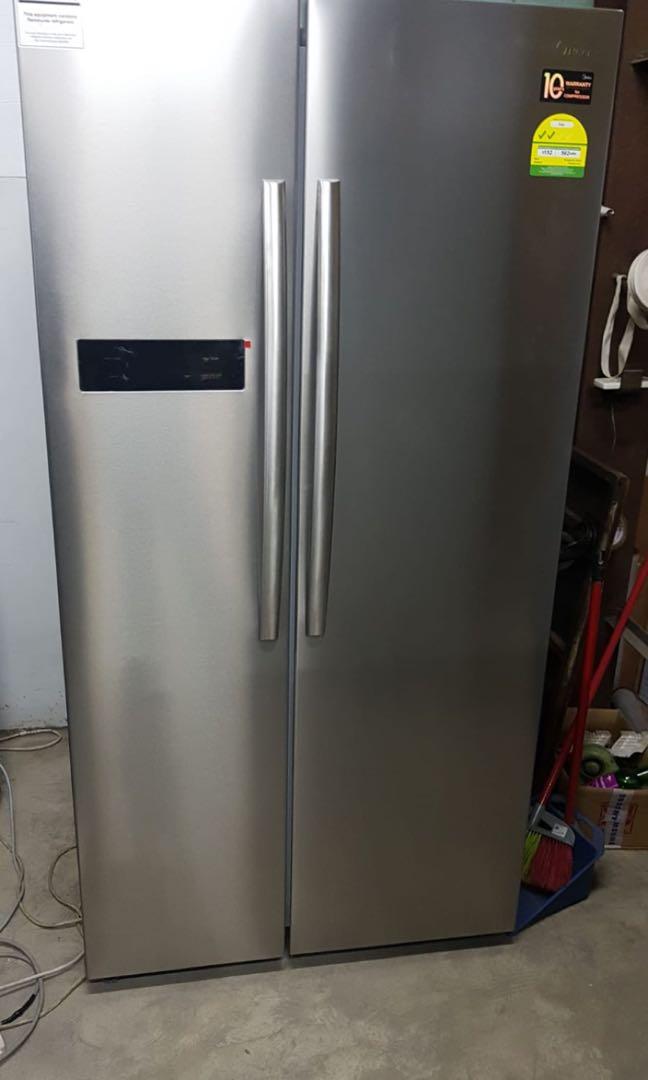 Used Midea 515l Side By Side Fridge Mrm584s Home Appliances Kitchenware On Carousell
