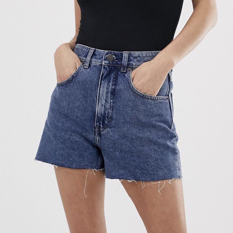 BN Cheap Monday Donna Denim Mom Shorts in Dark Denim Waist 25 UK 6 Women s Fashion Bottoms Jeans Leggings on Carousell