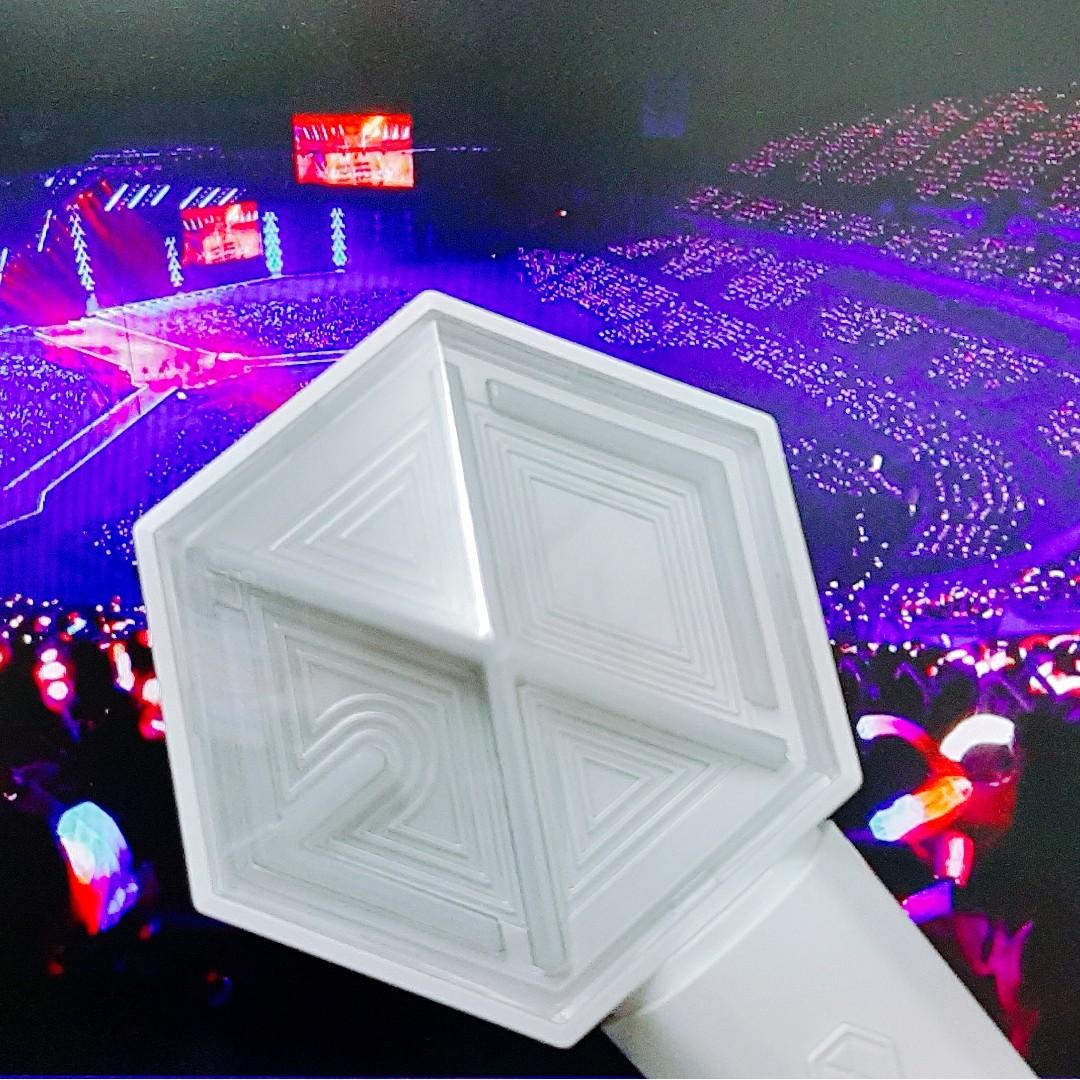 EXO LIGHTSTICK VER 3 FOR RENT (Category: K-Wave Merchandise) located in Manila. Submitted by chiero_sells (Listing ID 246185053, Image 1). Description: I'll be renting my EXO Lightstick Ver 3 for Day 2 concert just bring the ff: 2 Valid IDs (passport, govt ids) Security fee ( you'll deposit 2000 which i'll give back to you after you return my lightstick) Pm for more details 😊😊😊 .