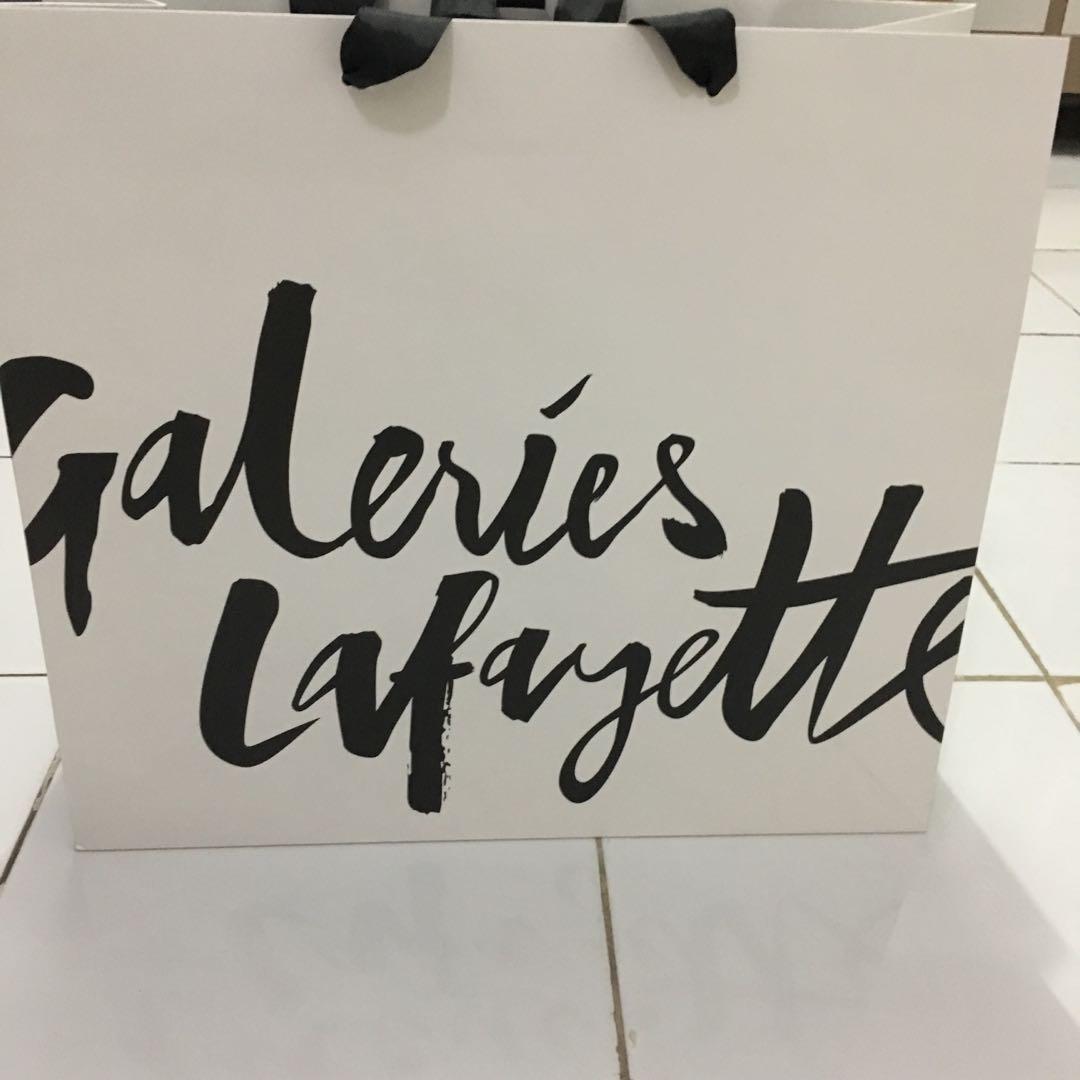 Galeries Lafayette Paper Bag ( ORIGINAL), Serba Serbi, Others di Carousell