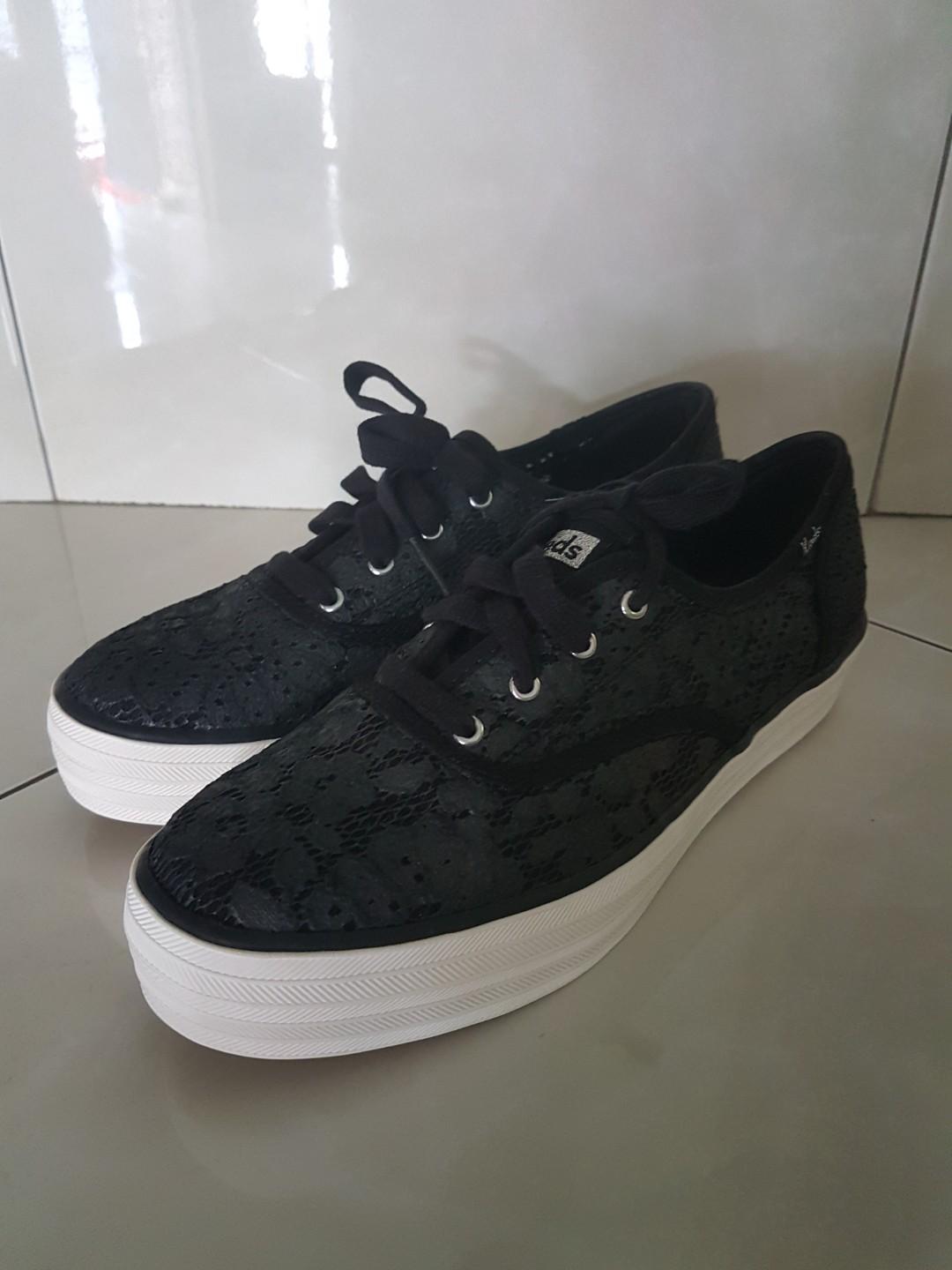 Keds Triple Painted Crochet Black WF60180 Fesyen Wanita Sepatu
